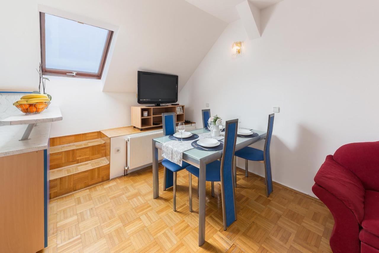Apartma Lea Slovinský Hradec Exteriér fotografie