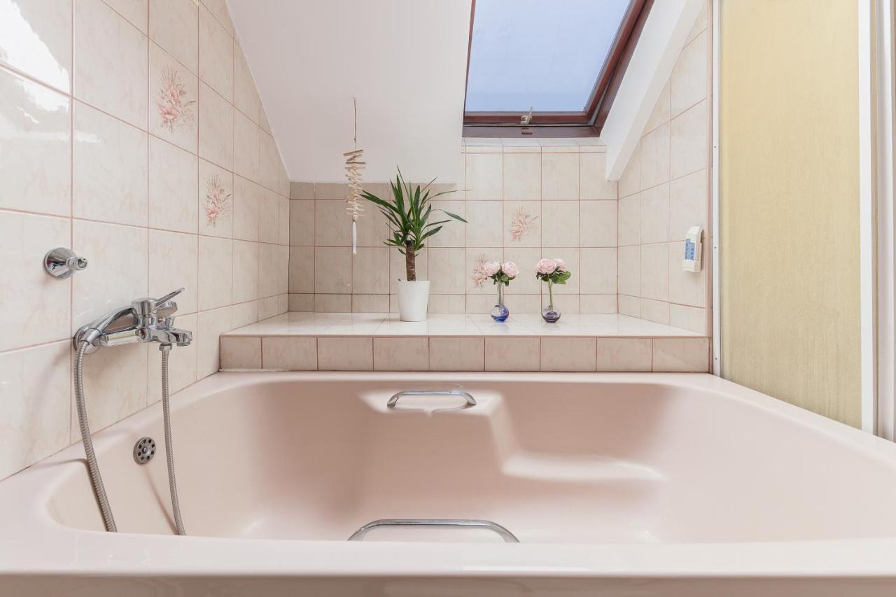 Apartma Lea Slovinský Hradec Exteriér fotografie
